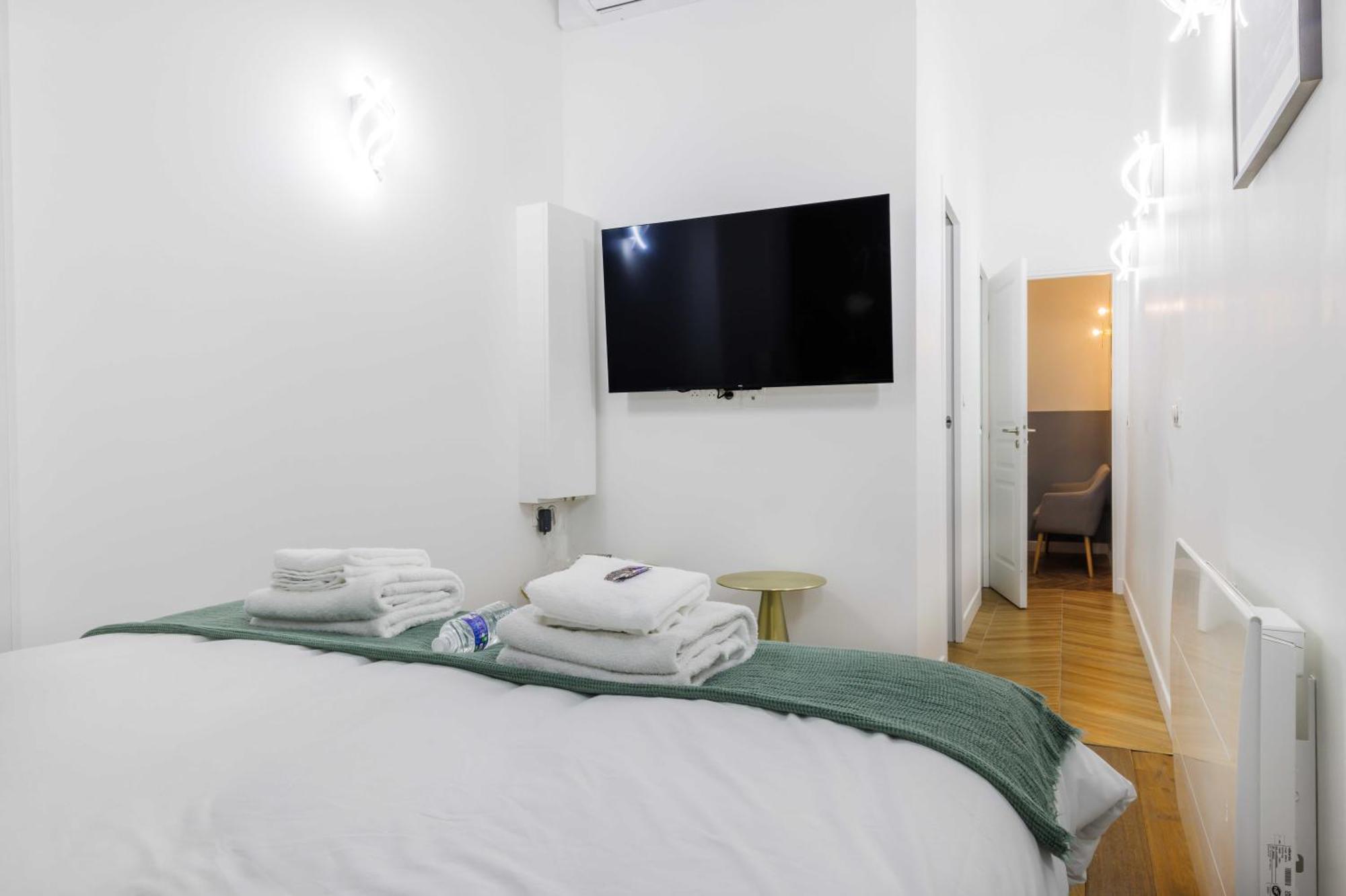 2br-6p - Gare De L'est Apartment