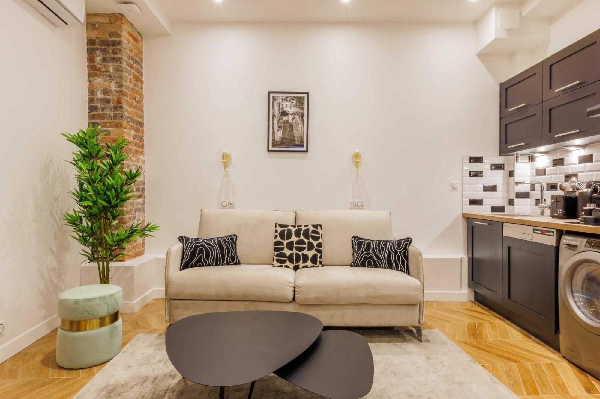 Apartment 2br-6p - Gare De L'est Paris
