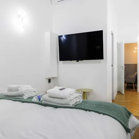 Charmant Appartement 2Br-6P - Gare De L'Est Parigi Esterno foto