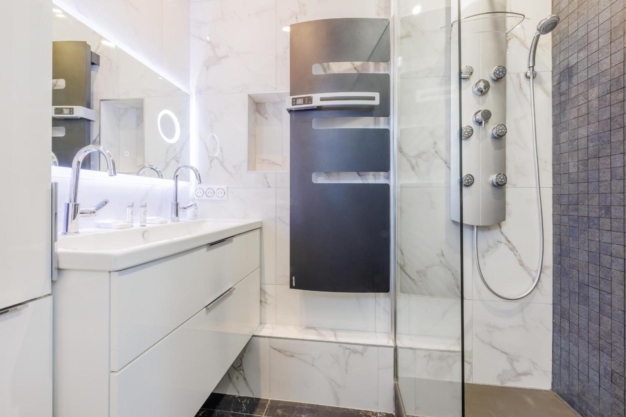 2br-6p - Gare De L'est Appartamento