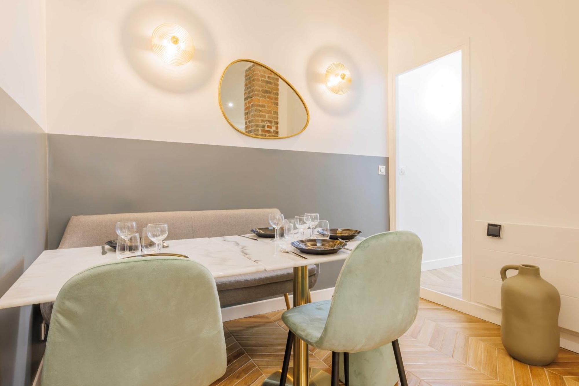 2br-6p - Gare De L'est Appartamento *