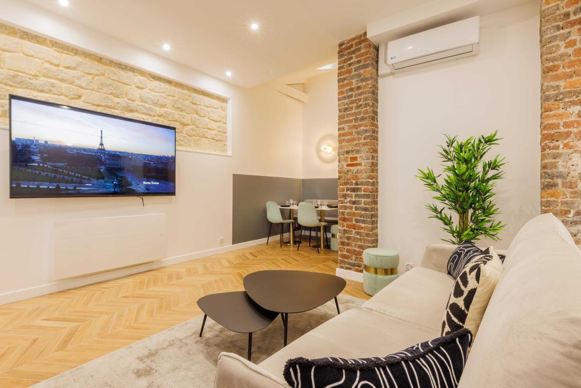 2br-6p - Gare De L'est Apartment